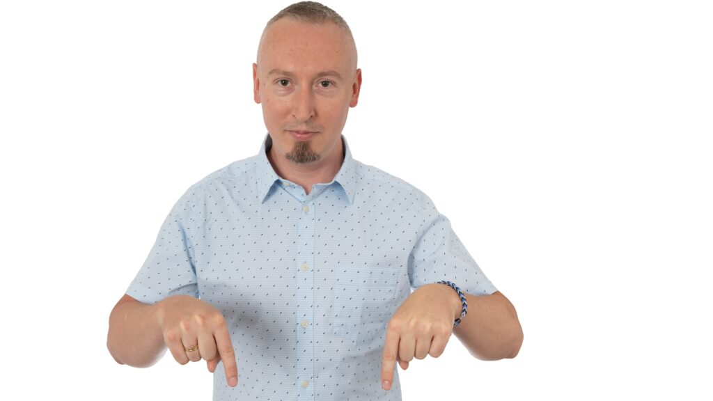 Dr Łukasz Szałkiewicz – autor i prowadzący kurs Zaawansowana interpunkcja